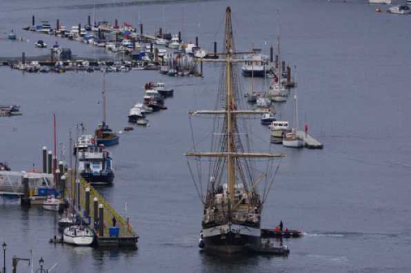 20 September 2022 - 16:12:19
Pelican is a big ship to manoeuvre. 
----------------------
Tall ship Pelican of London arrives in Dartmouth